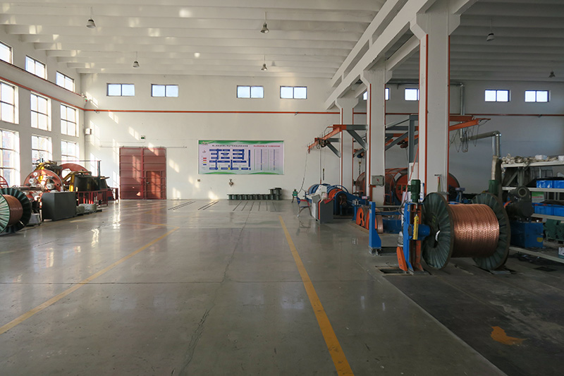 爬山虎線纜公司實驗室以及檢驗車間拍攝(圖2) 爬山虎線纜公司實驗室以及檢驗車間拍攝(圖2)